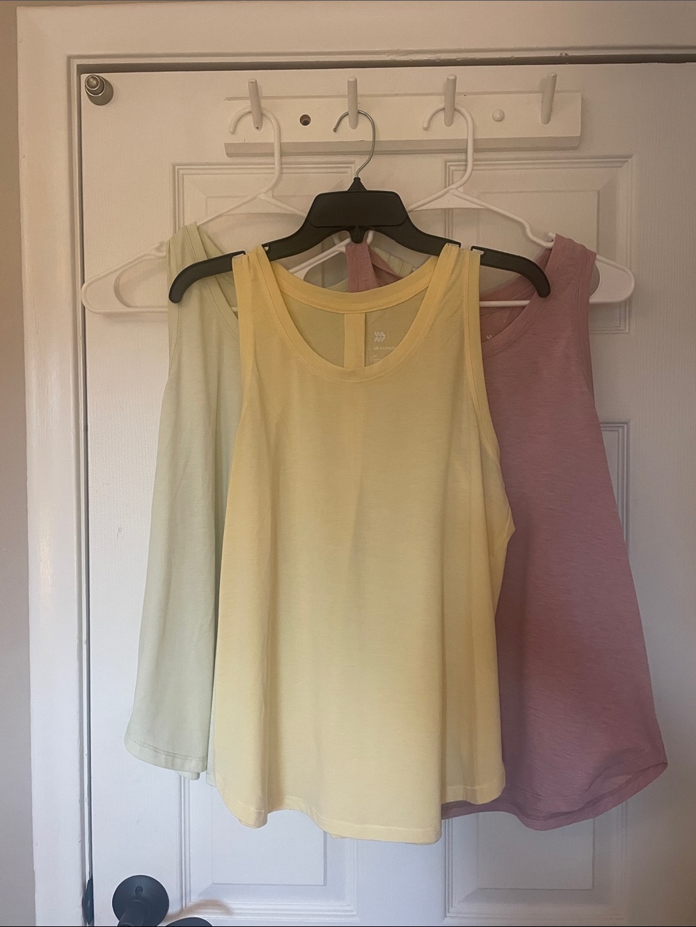Pack of 3 Active Tank Tops